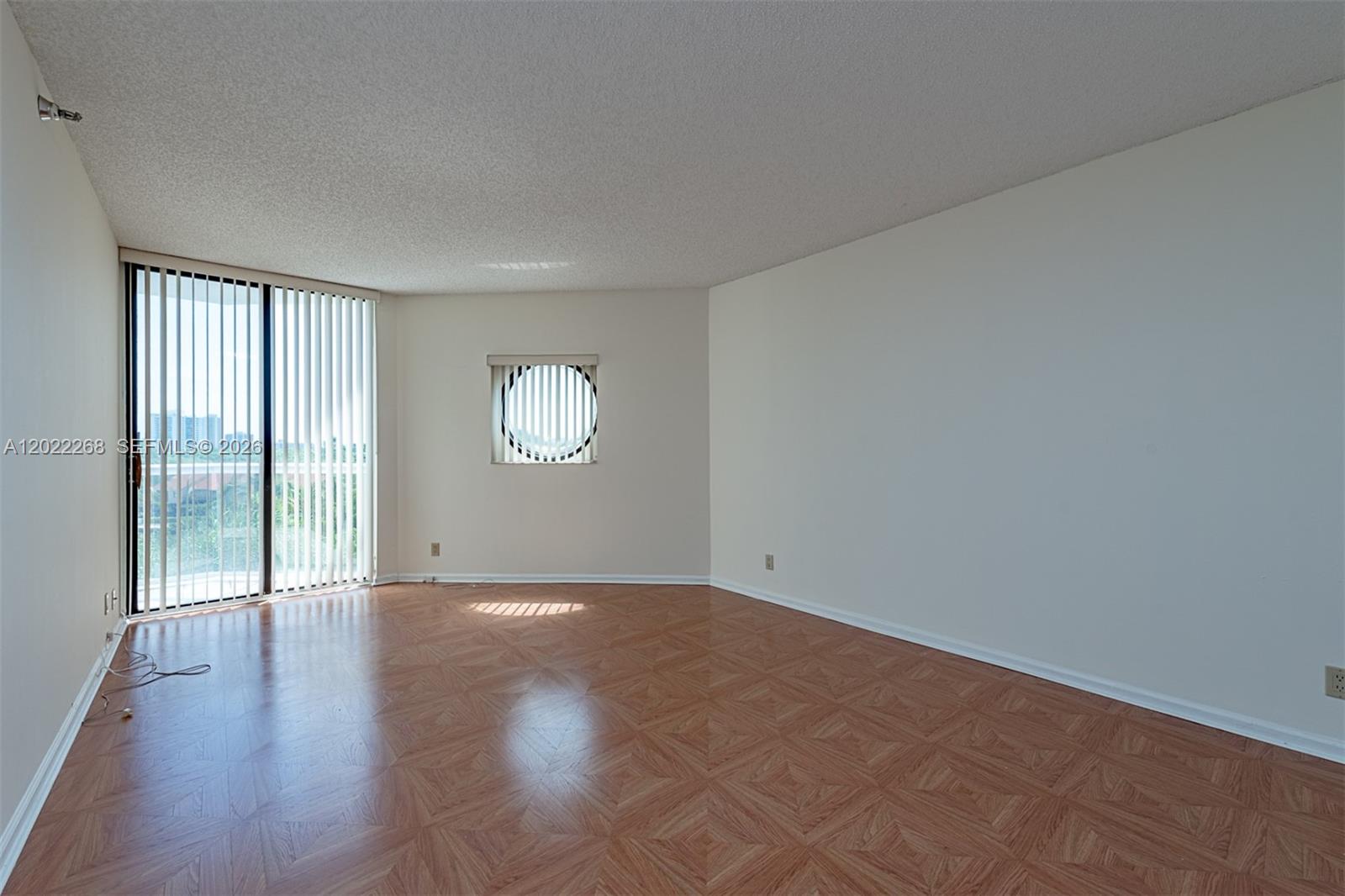 3610 Yacht Club Dr # 511