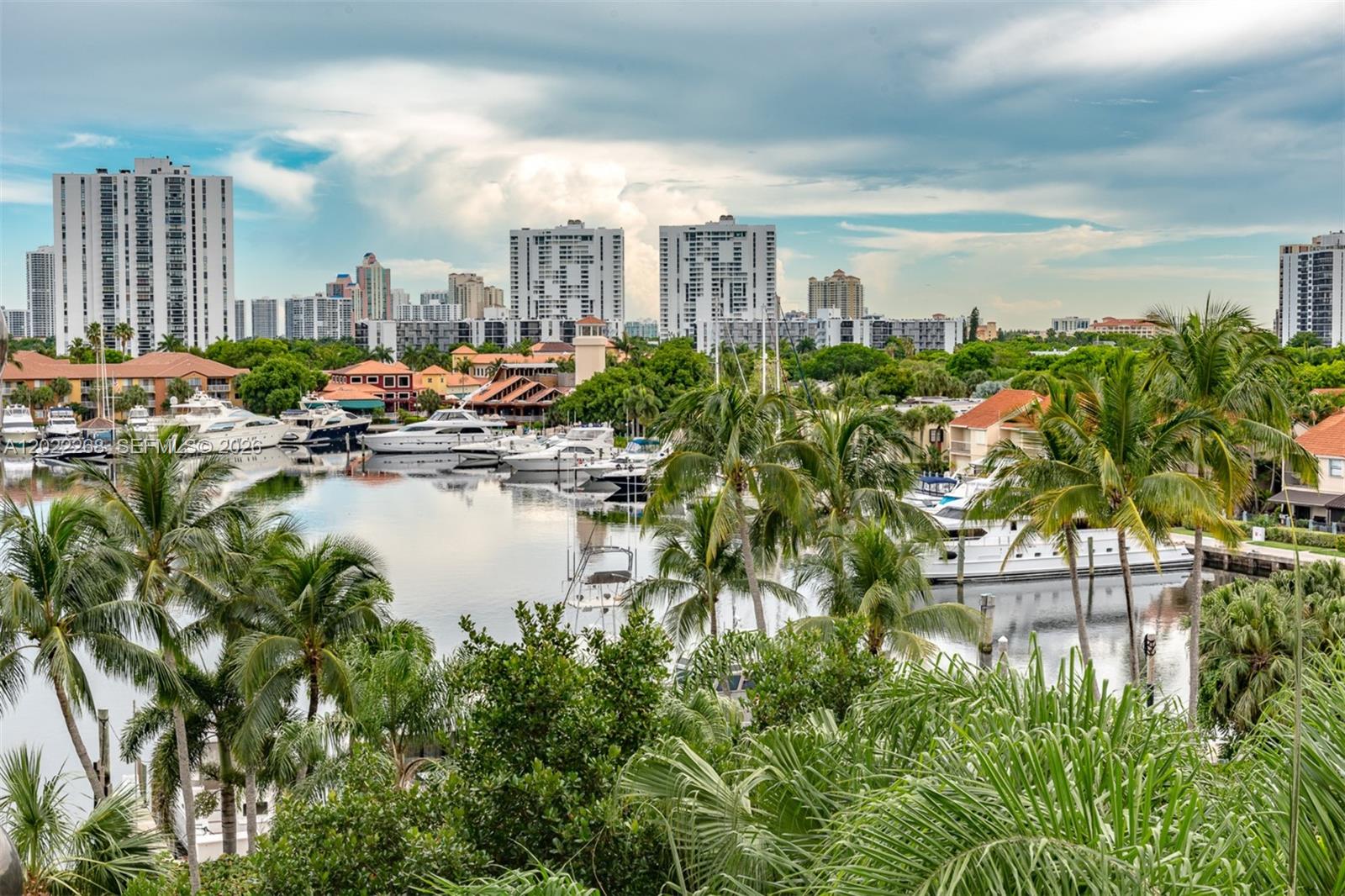 3610 Yacht Club Dr # 511