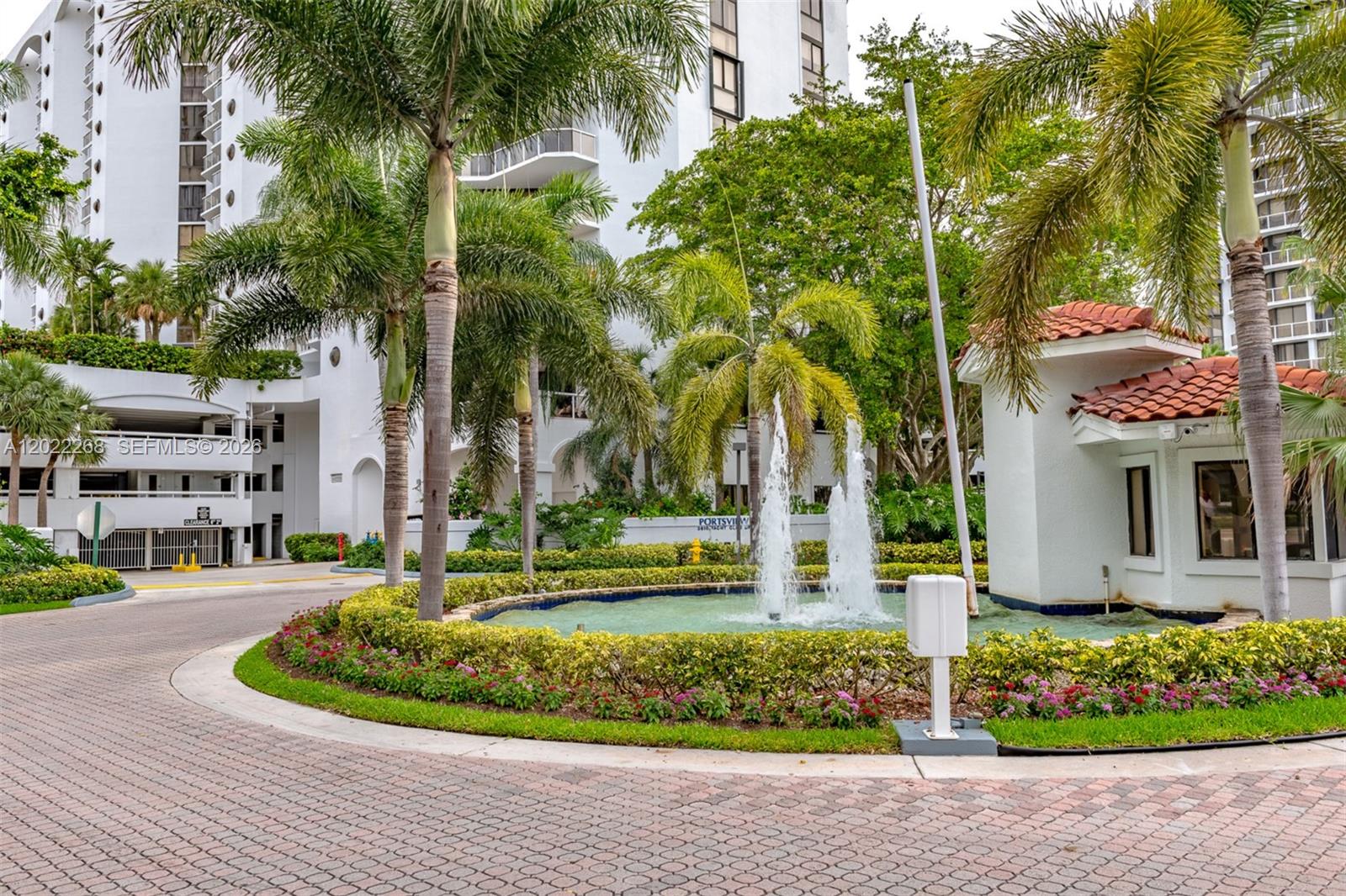 3610 Yacht Club Dr # 511