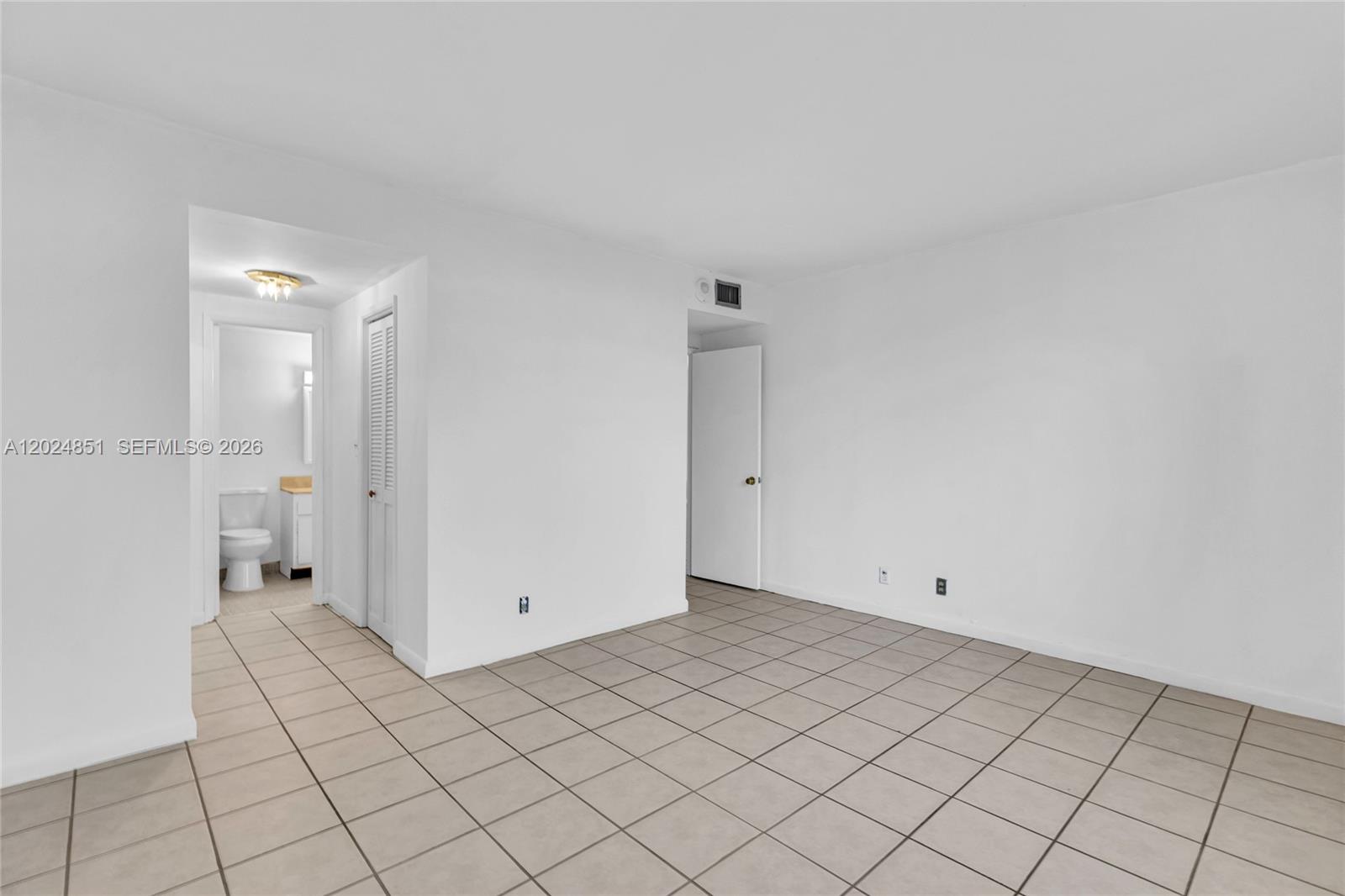 4200 Hillcrest Dr # 504