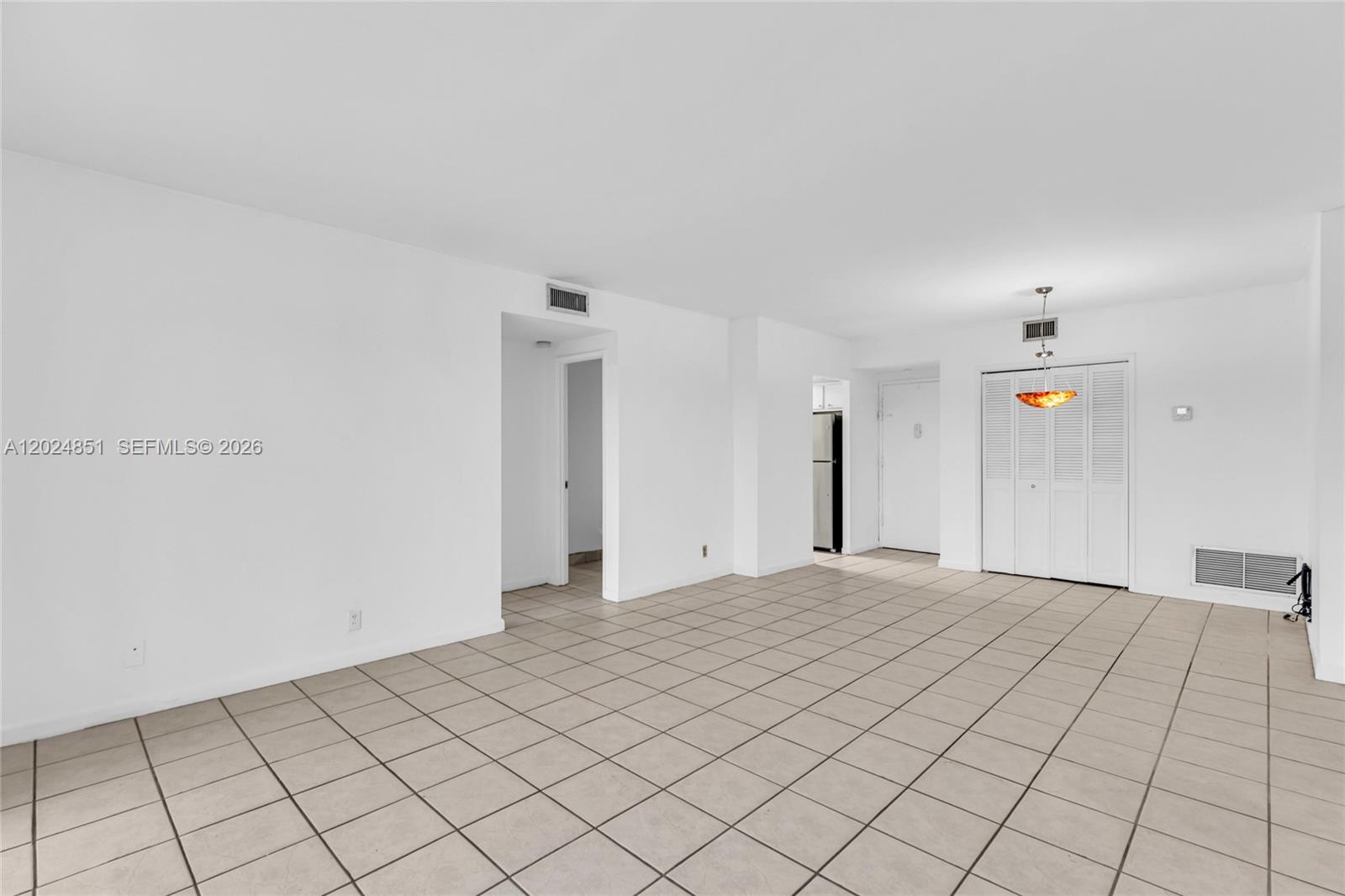 4200 Hillcrest Dr # 504