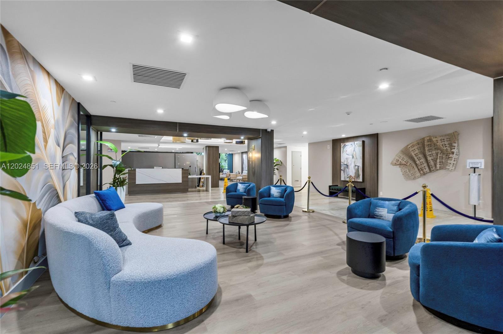 4200 Hillcrest Dr # 504