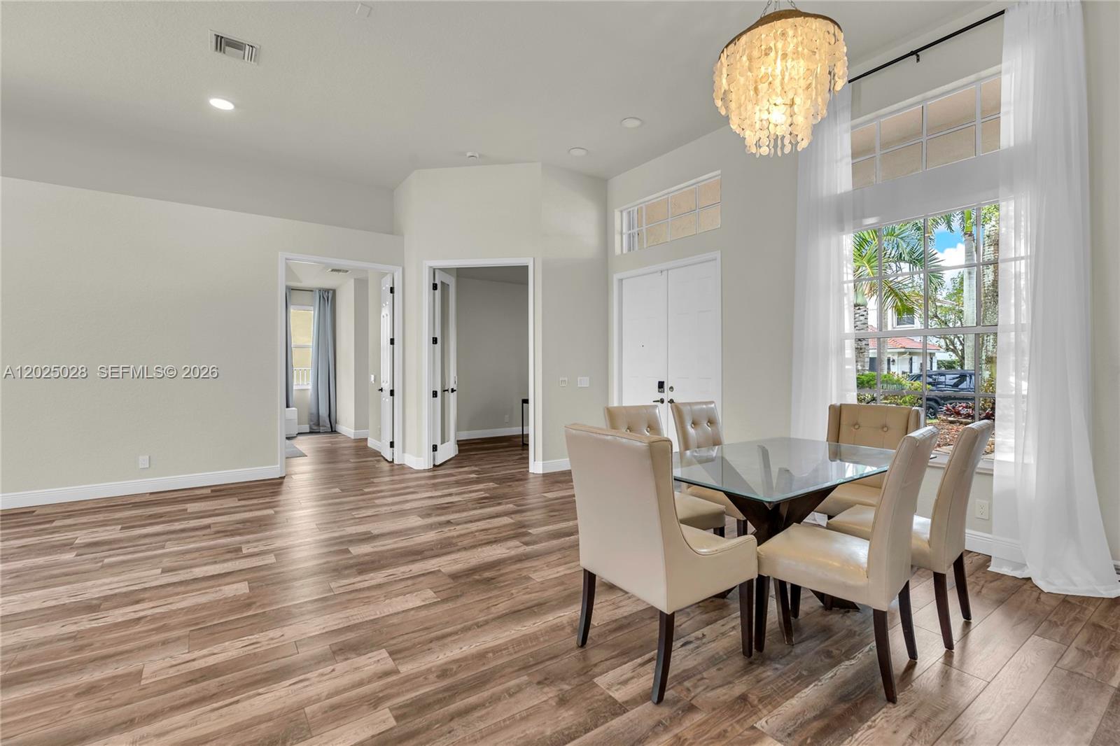 950 Marina Dr