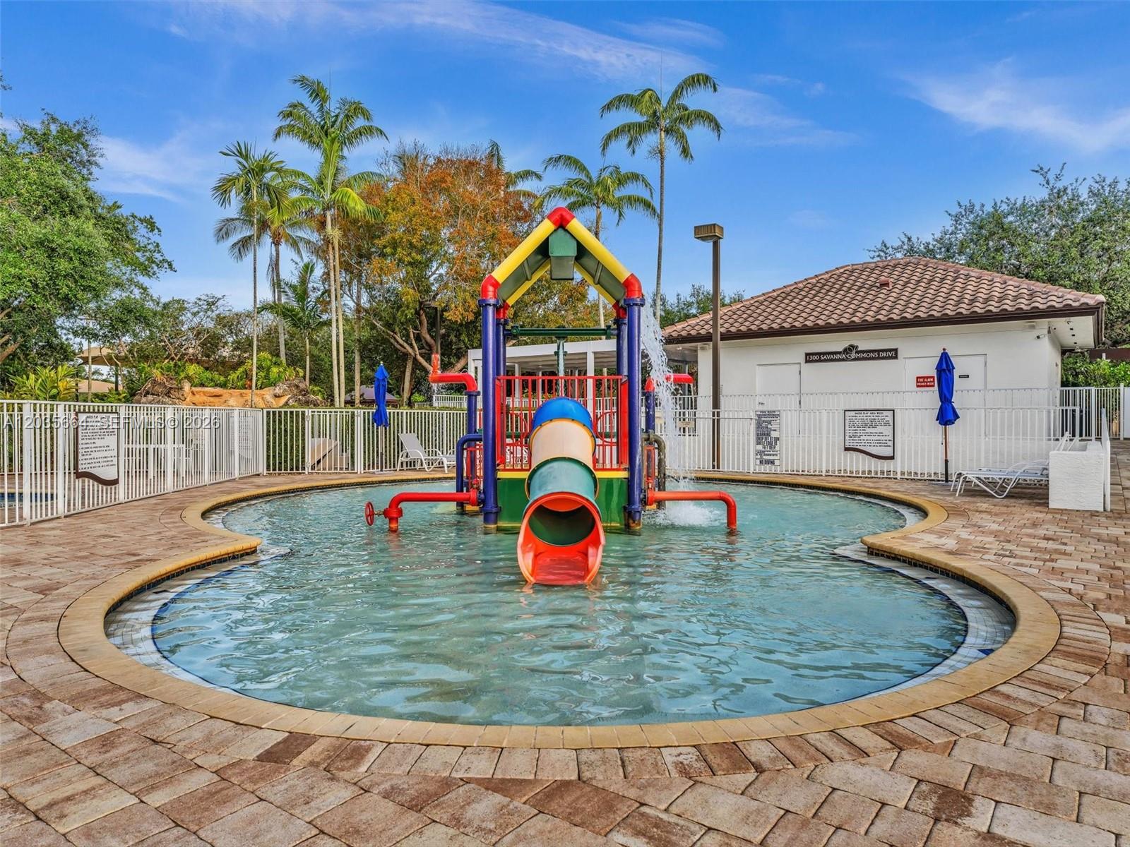 1581 Winterberry Ln
