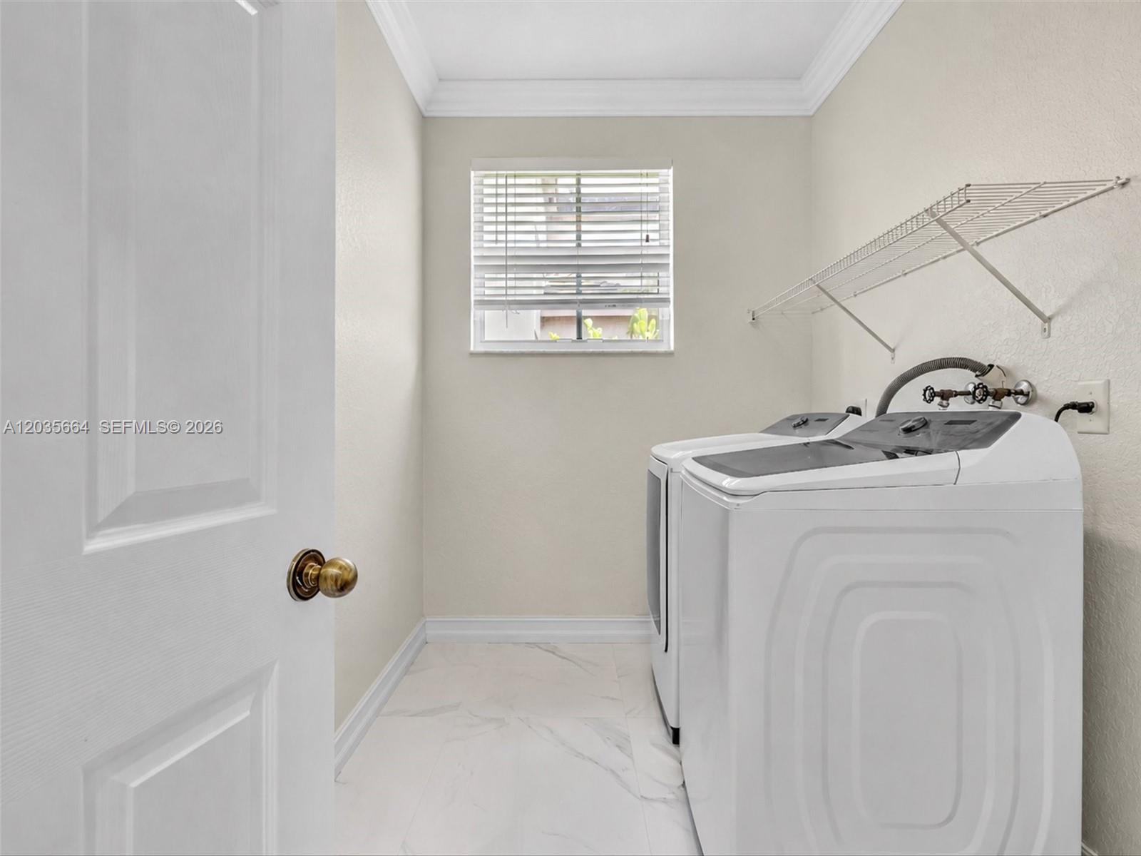1581 Winterberry Ln