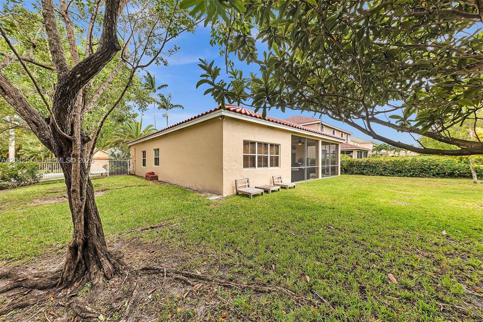 3711 Falcon Ridge Cir