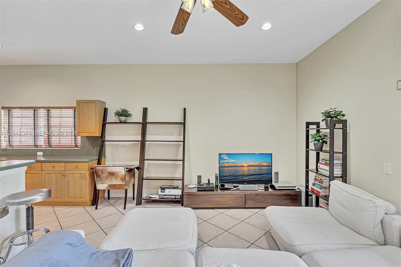 3711 Falcon Ridge Cir