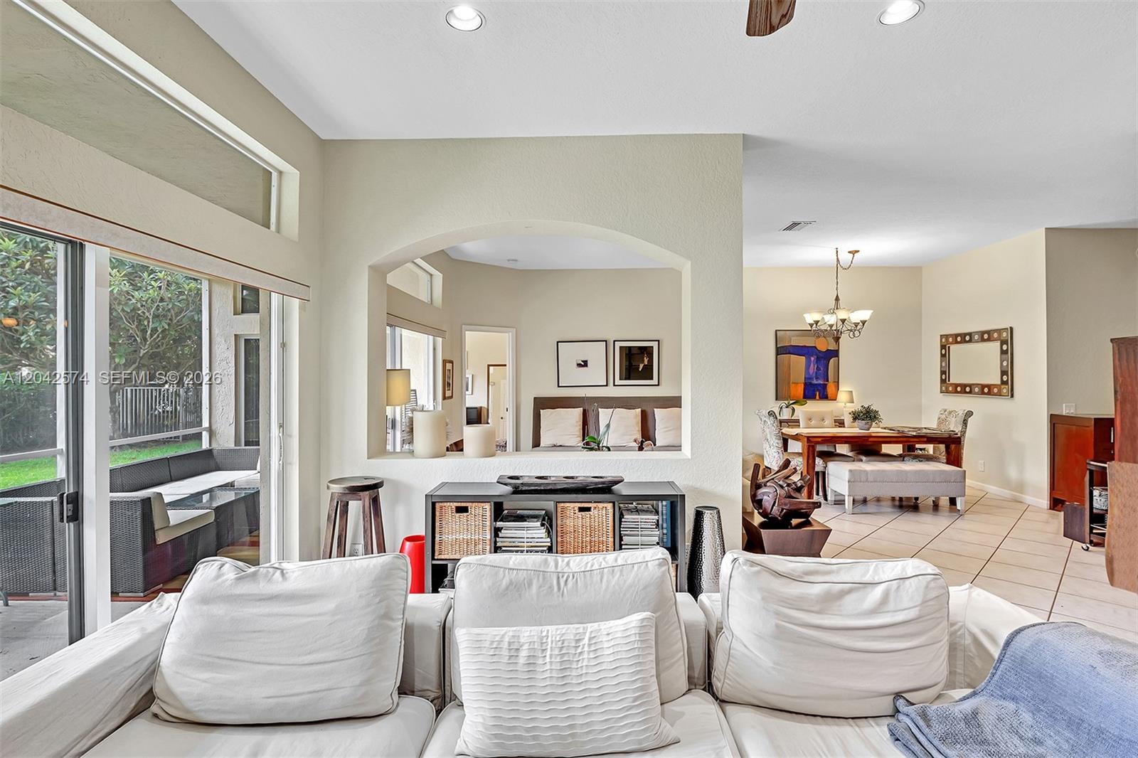 3711 Falcon Ridge Cir