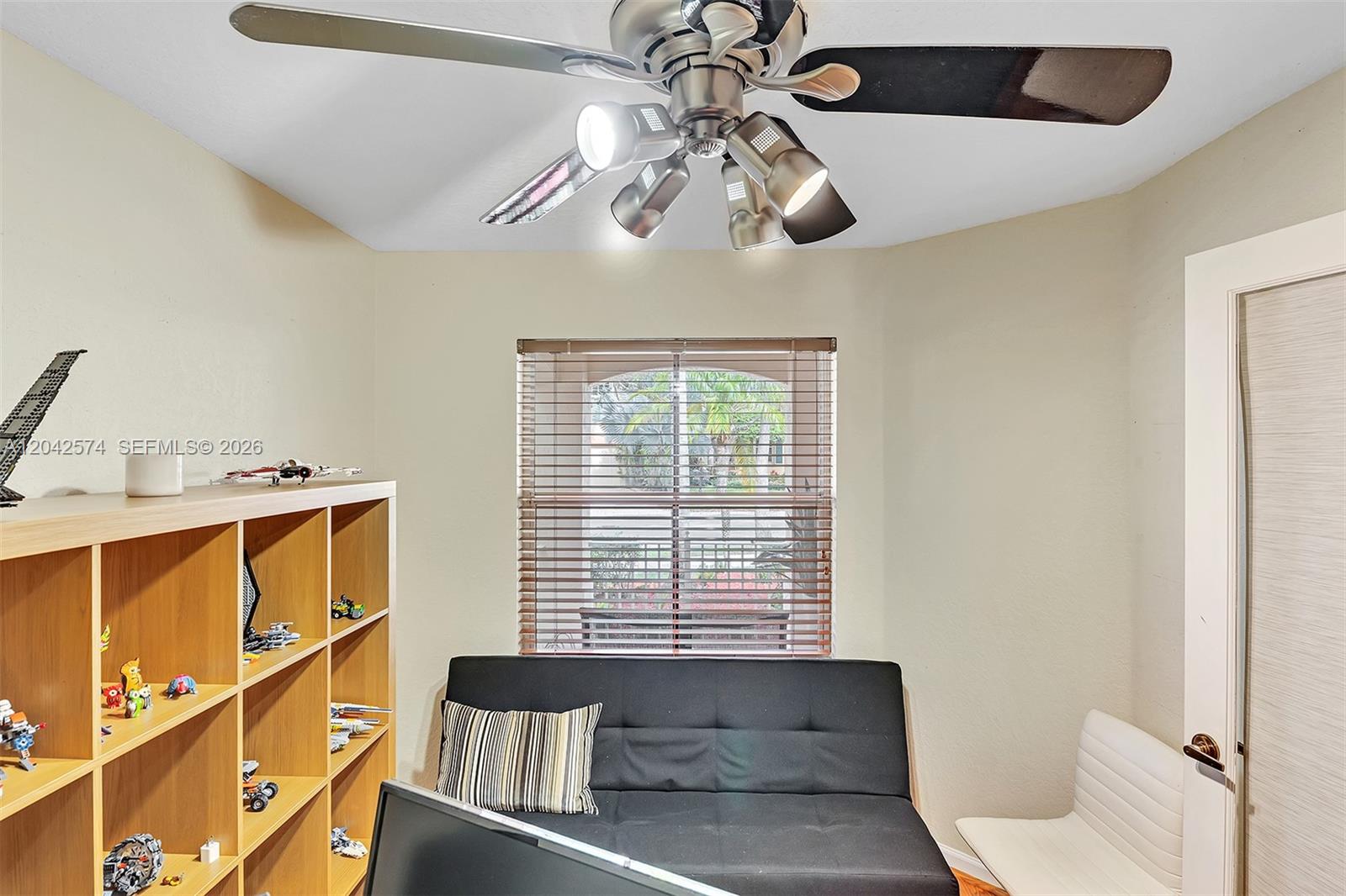 3711 Falcon Ridge Cir