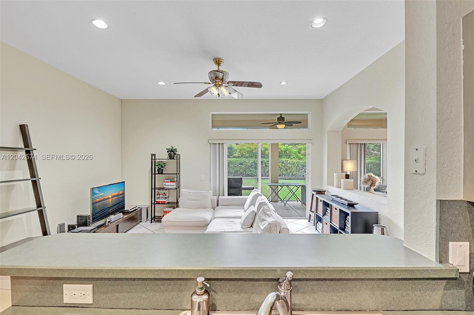 3711 Falcon Ridge Cir