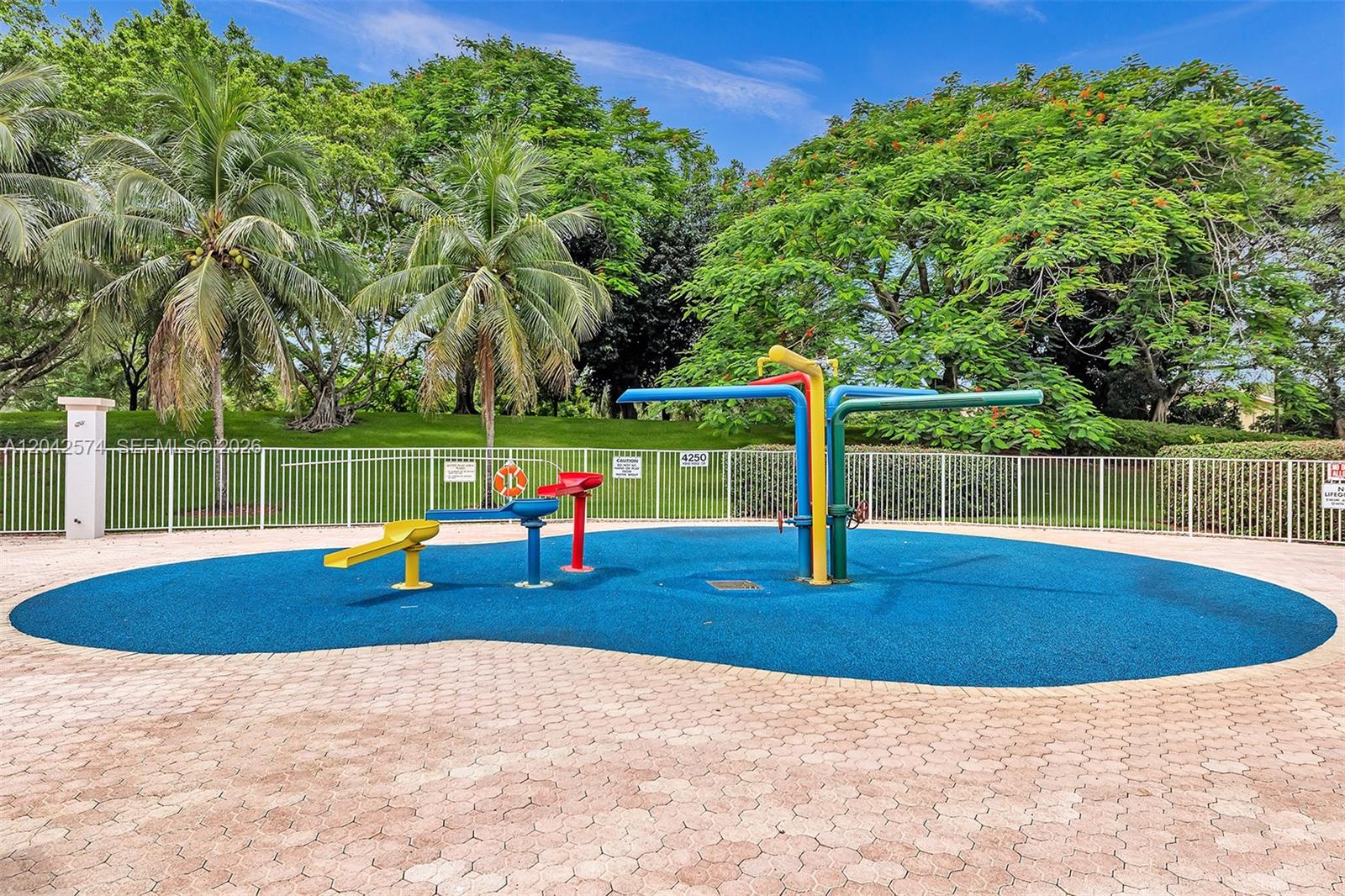 3711 Falcon Ridge Cir