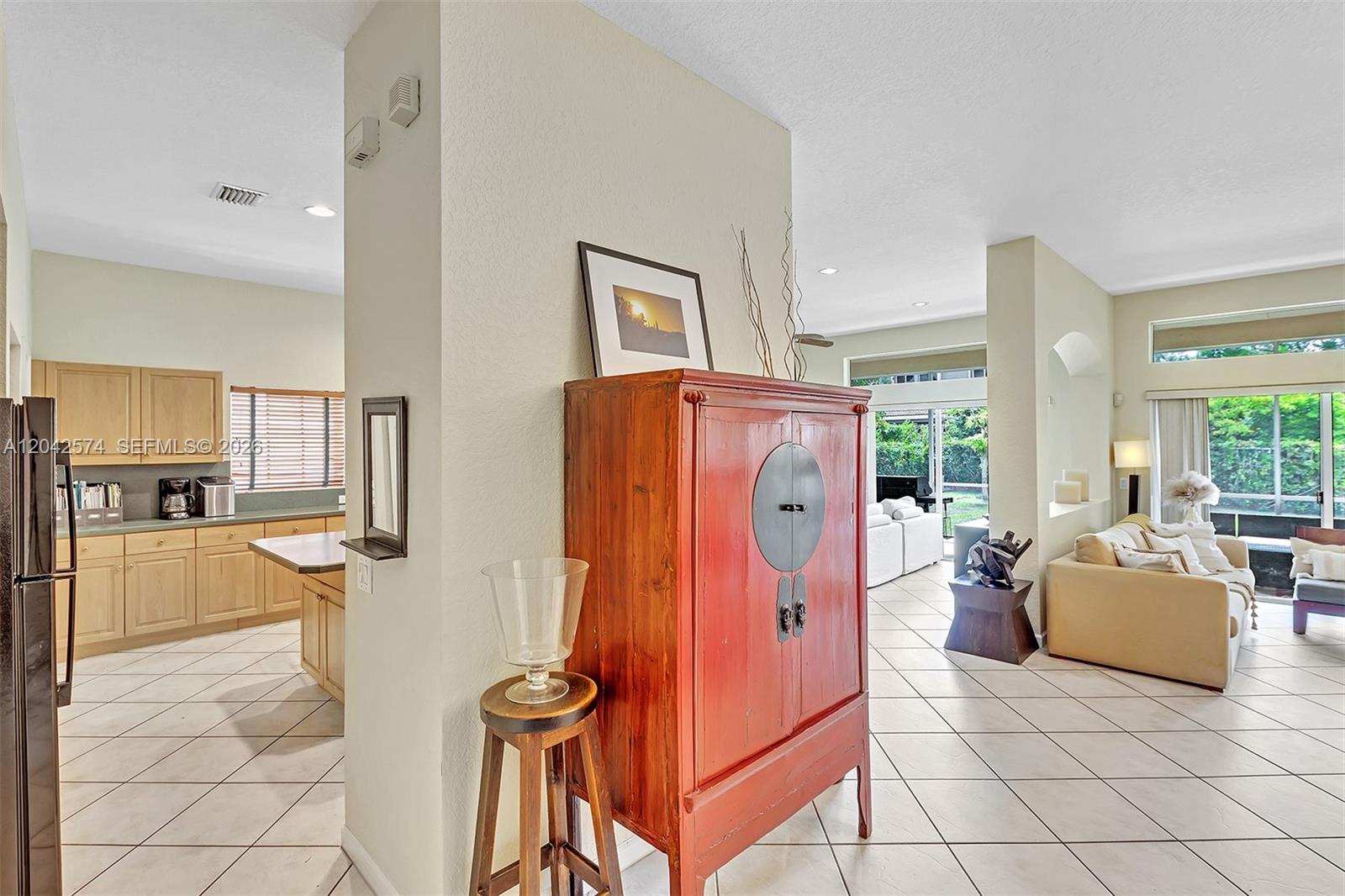 3711 Falcon Ridge Cir