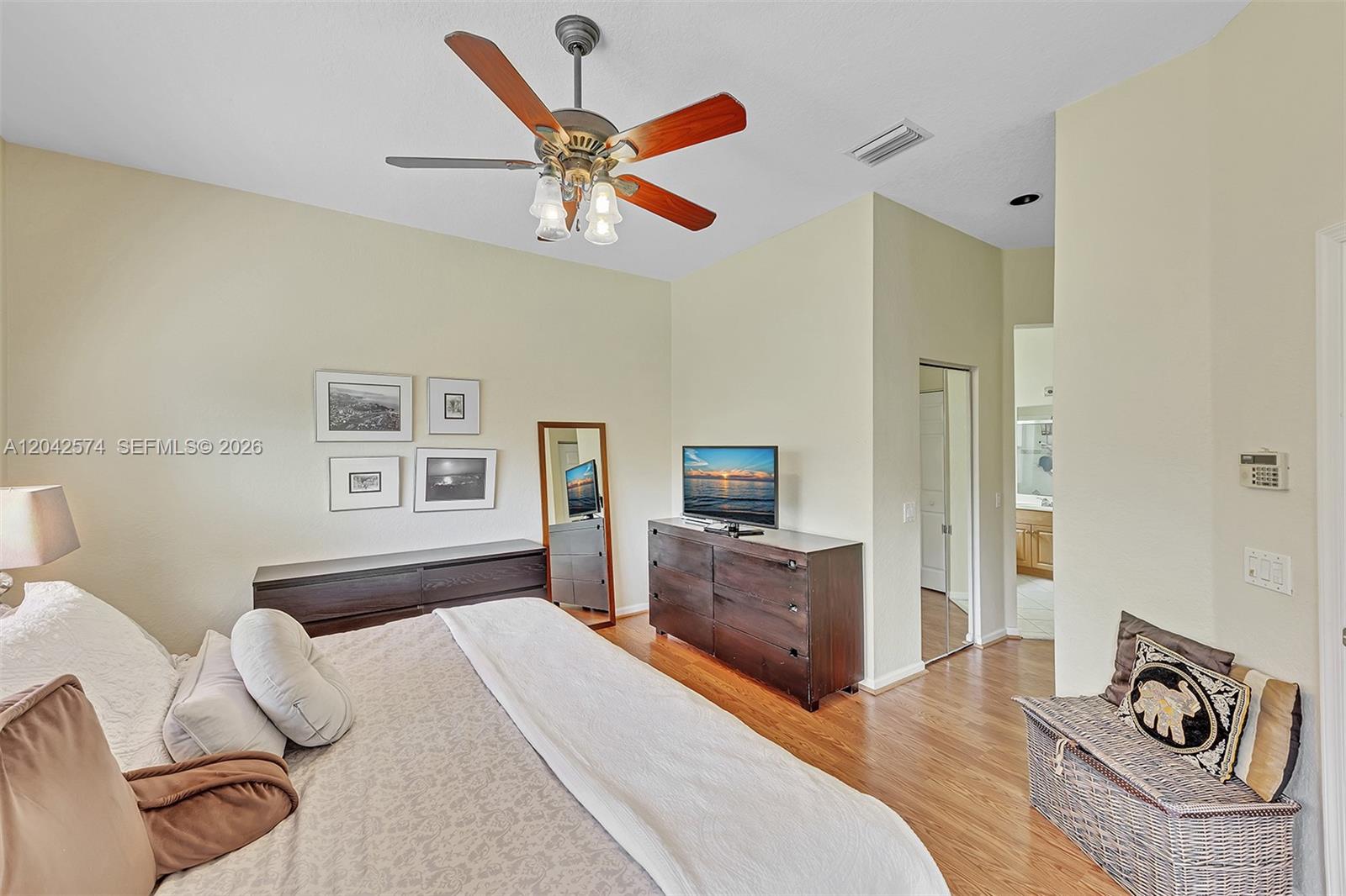 3711 Falcon Ridge Cir