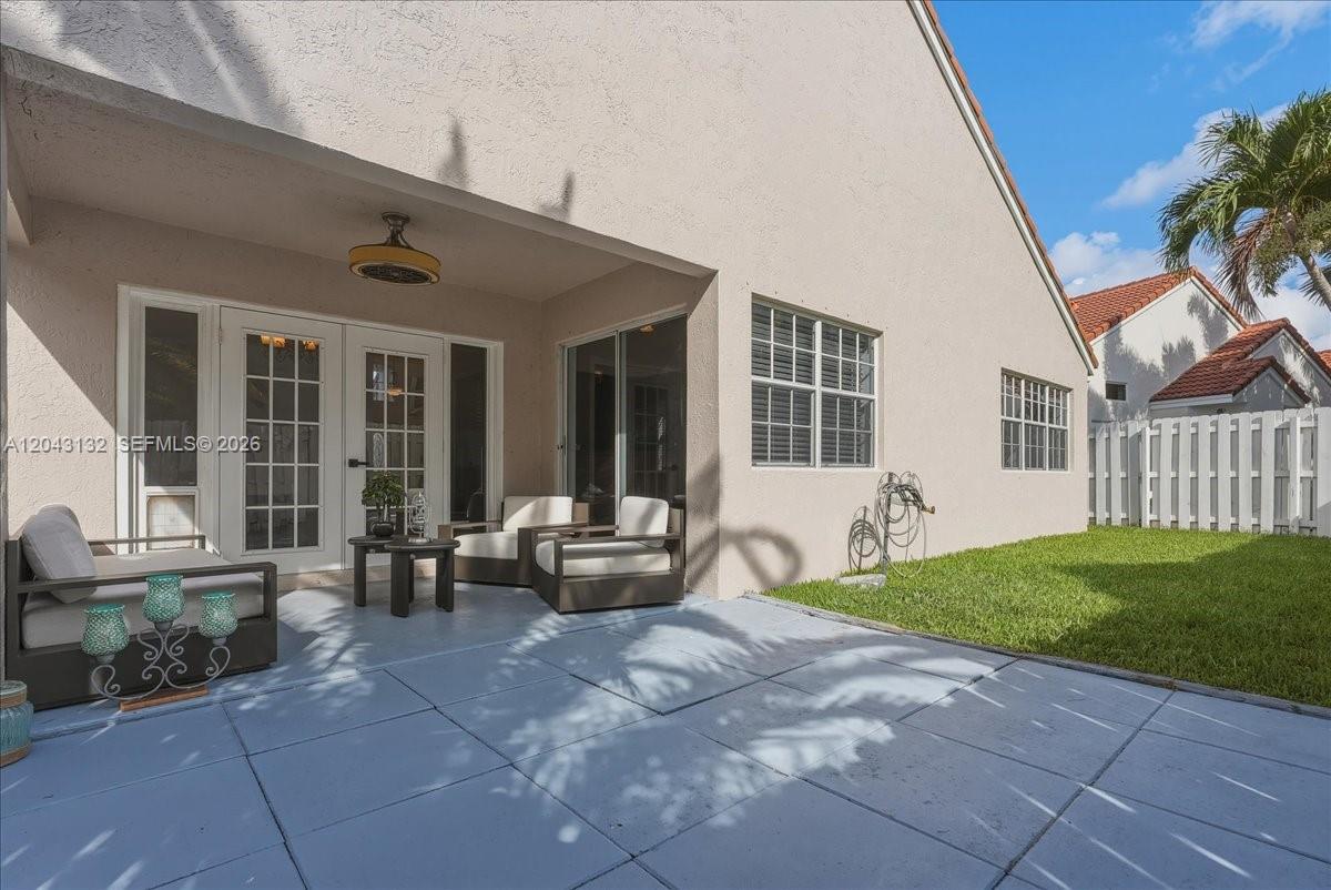 345 Somerset Way