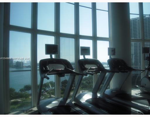 1800 N Bayshore Dr # 3310