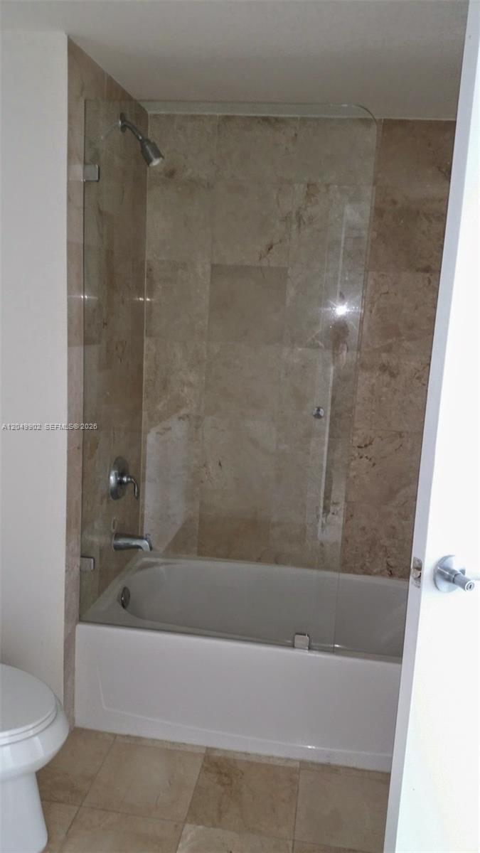 1800 N Bayshore Dr # 3310