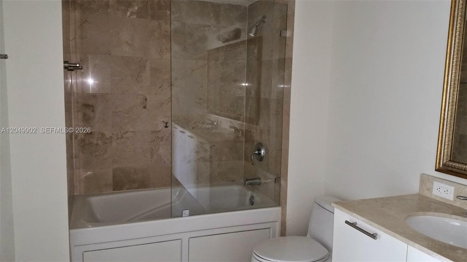 1800 N Bayshore Dr # 3310