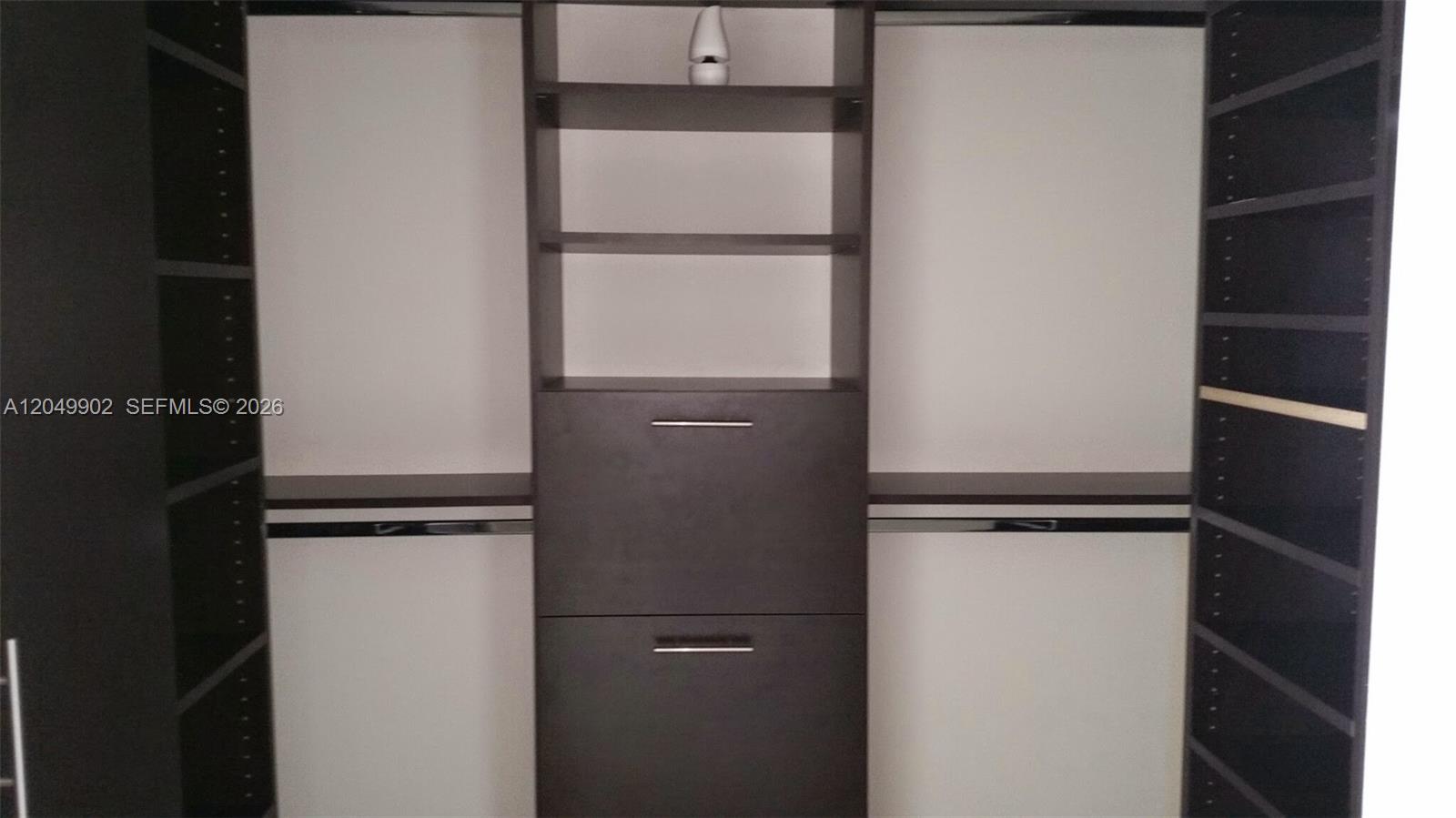 1800 N Bayshore Dr # 3310