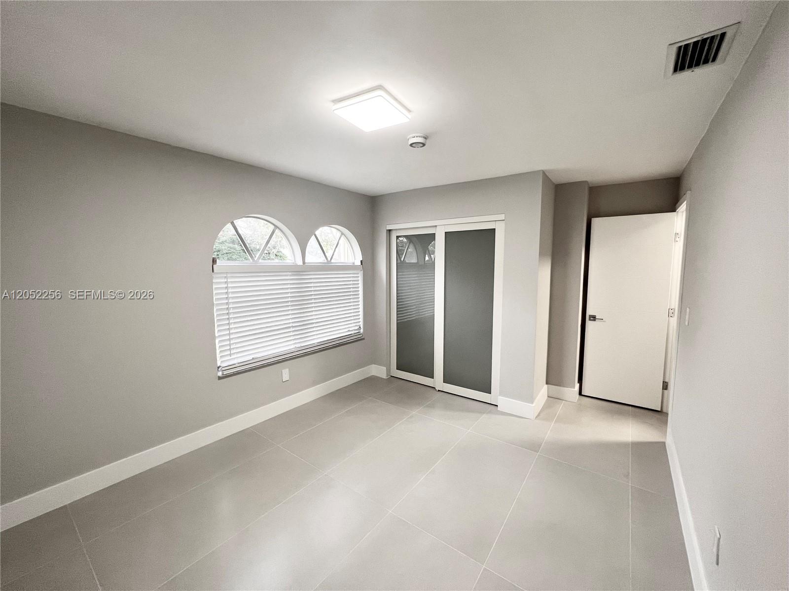 240 SE 7th St