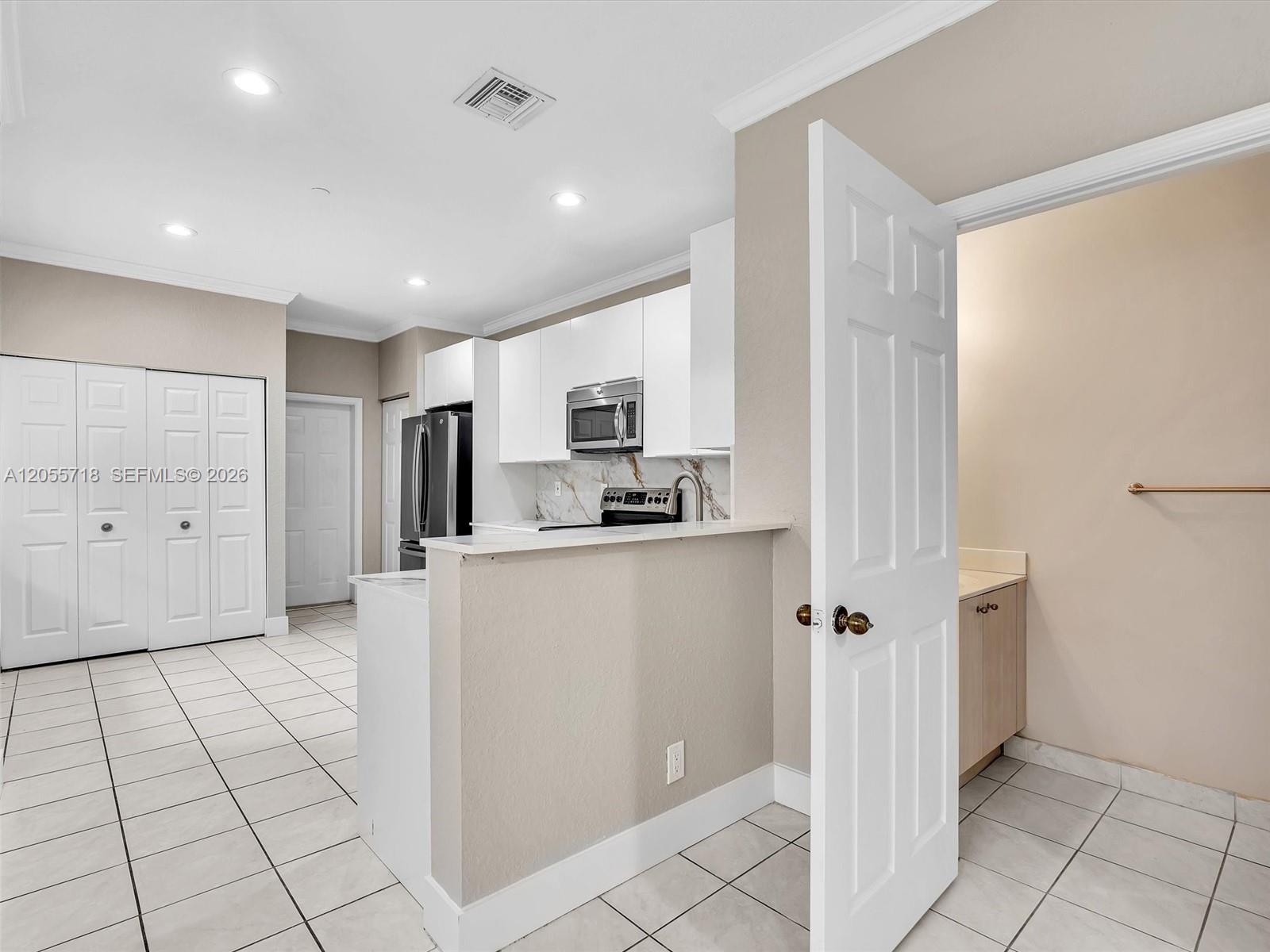 4283 Vineyard Cir # 4283