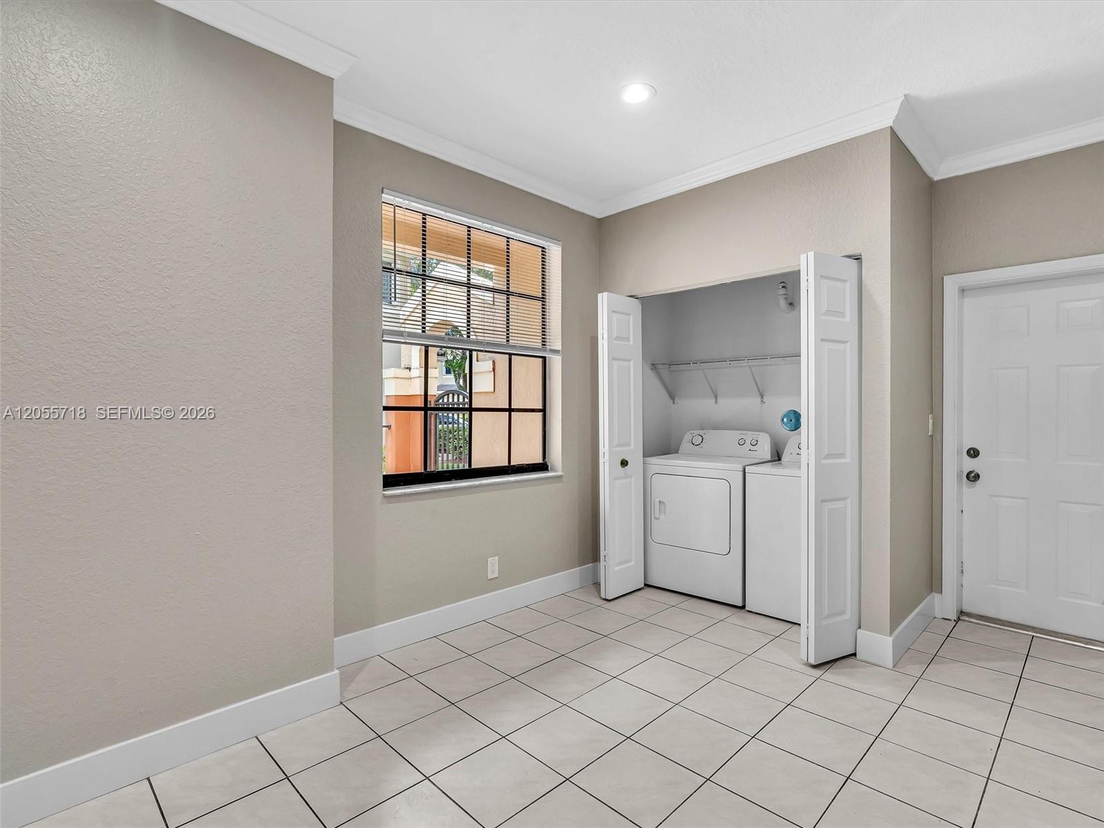 4283 Vineyard Cir # 4283