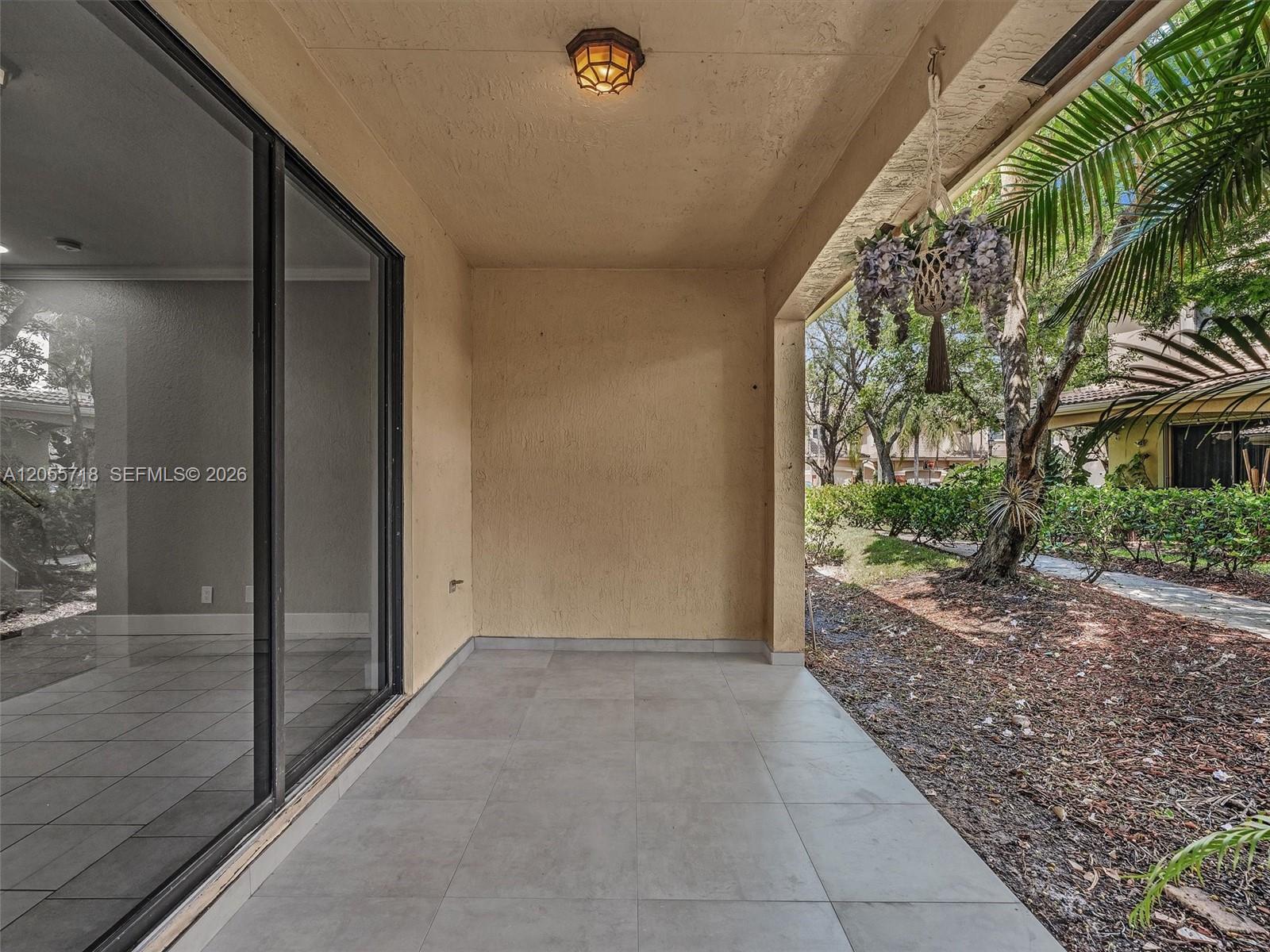 4283 Vineyard Cir # 4283