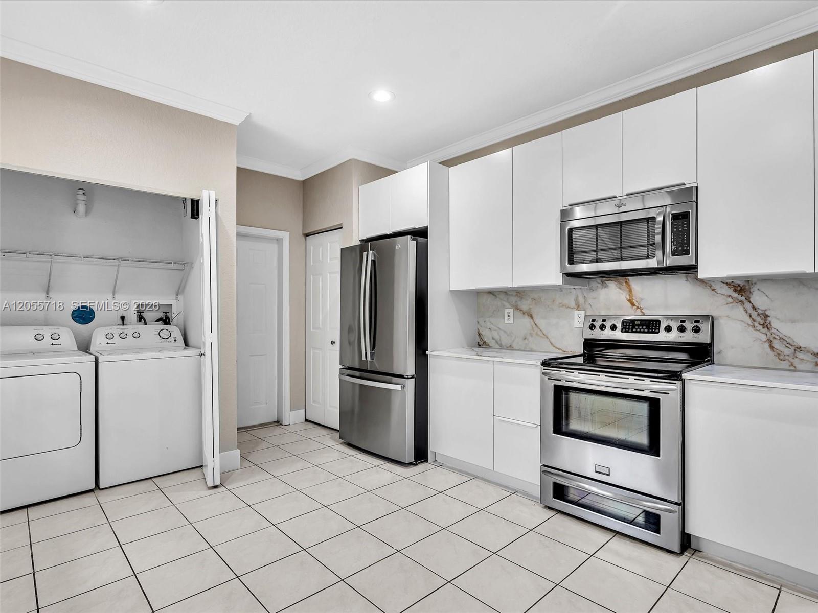 4283 Vineyard Cir # 4283