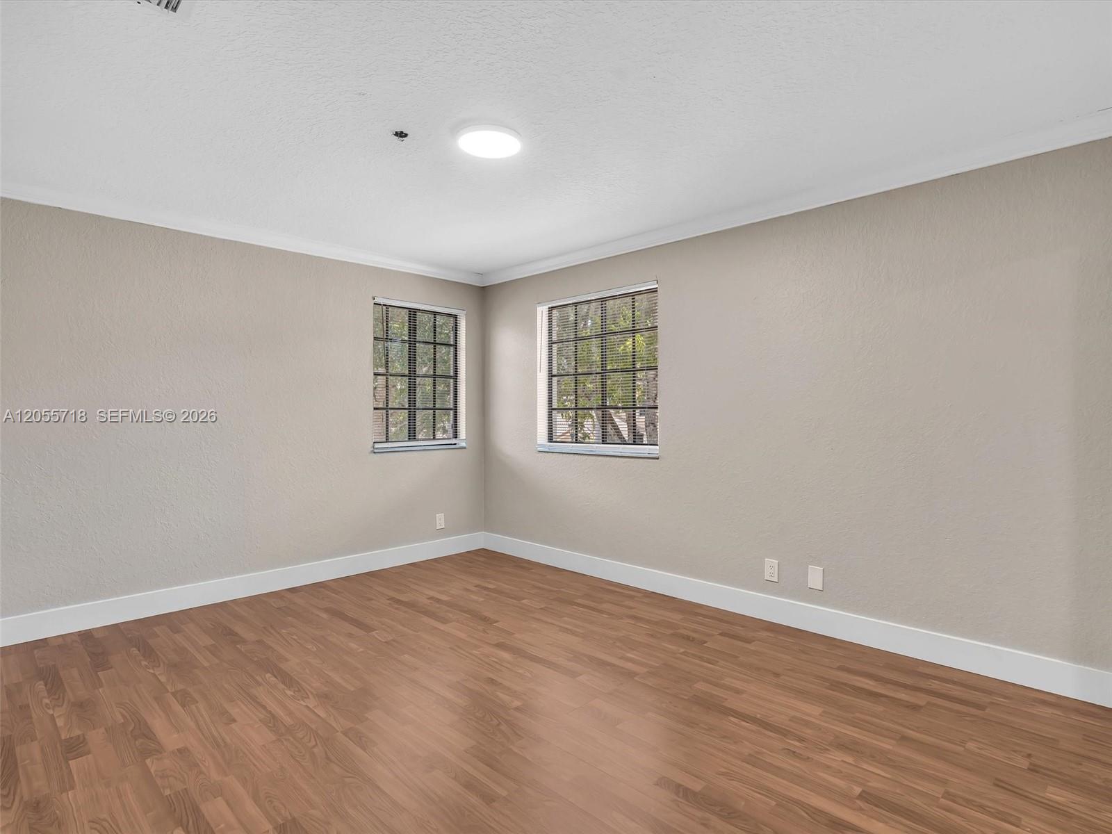 4283 Vineyard Cir # 4283