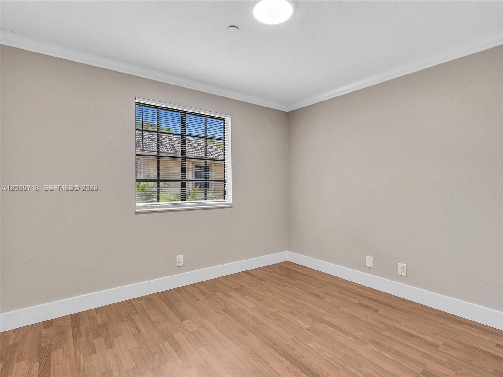 4283 Vineyard Cir # 4283