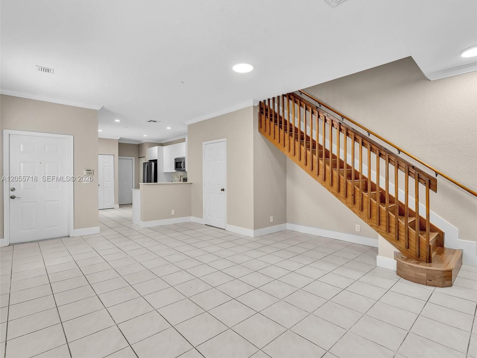 4283 Vineyard Cir # 4283