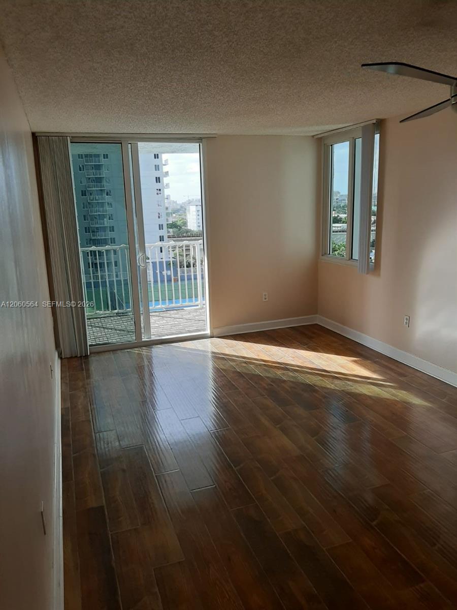 800 N Miami Ave Unit: E-1001