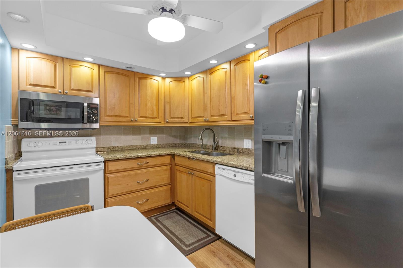 20335 W Country Club Dr # 1806