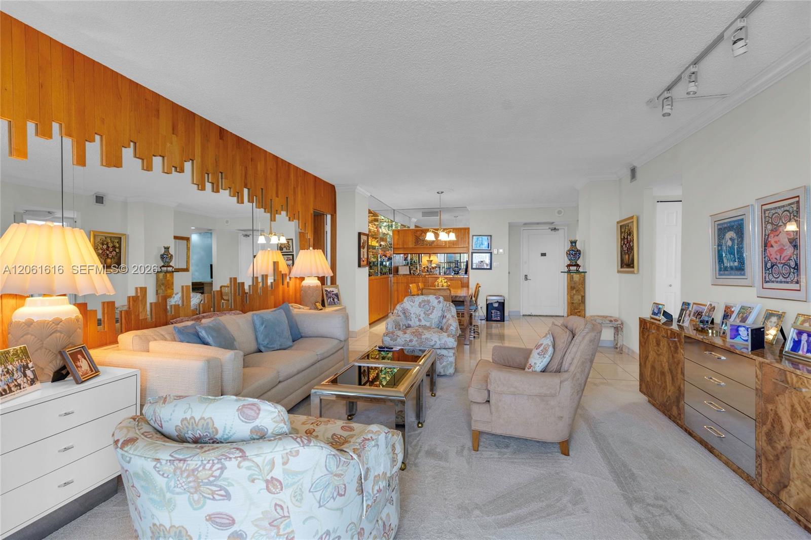 20335 W Country Club Dr # 1806
