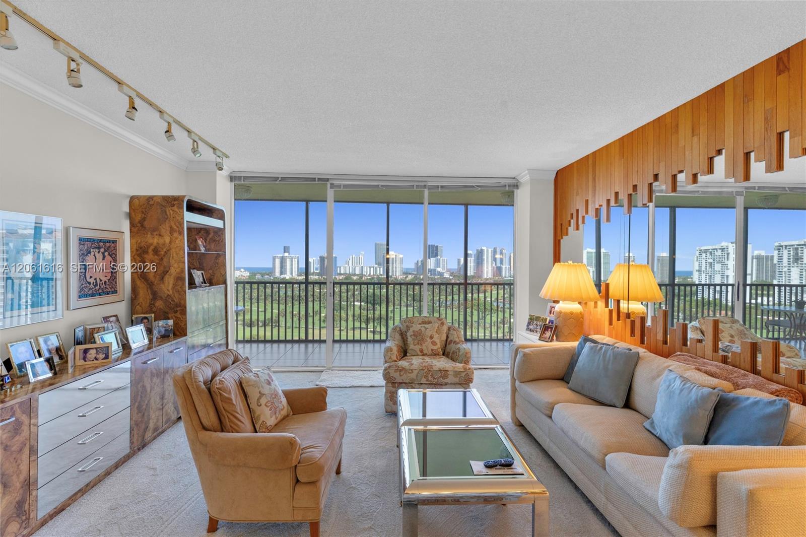 20335 W Country Club Dr # 1806