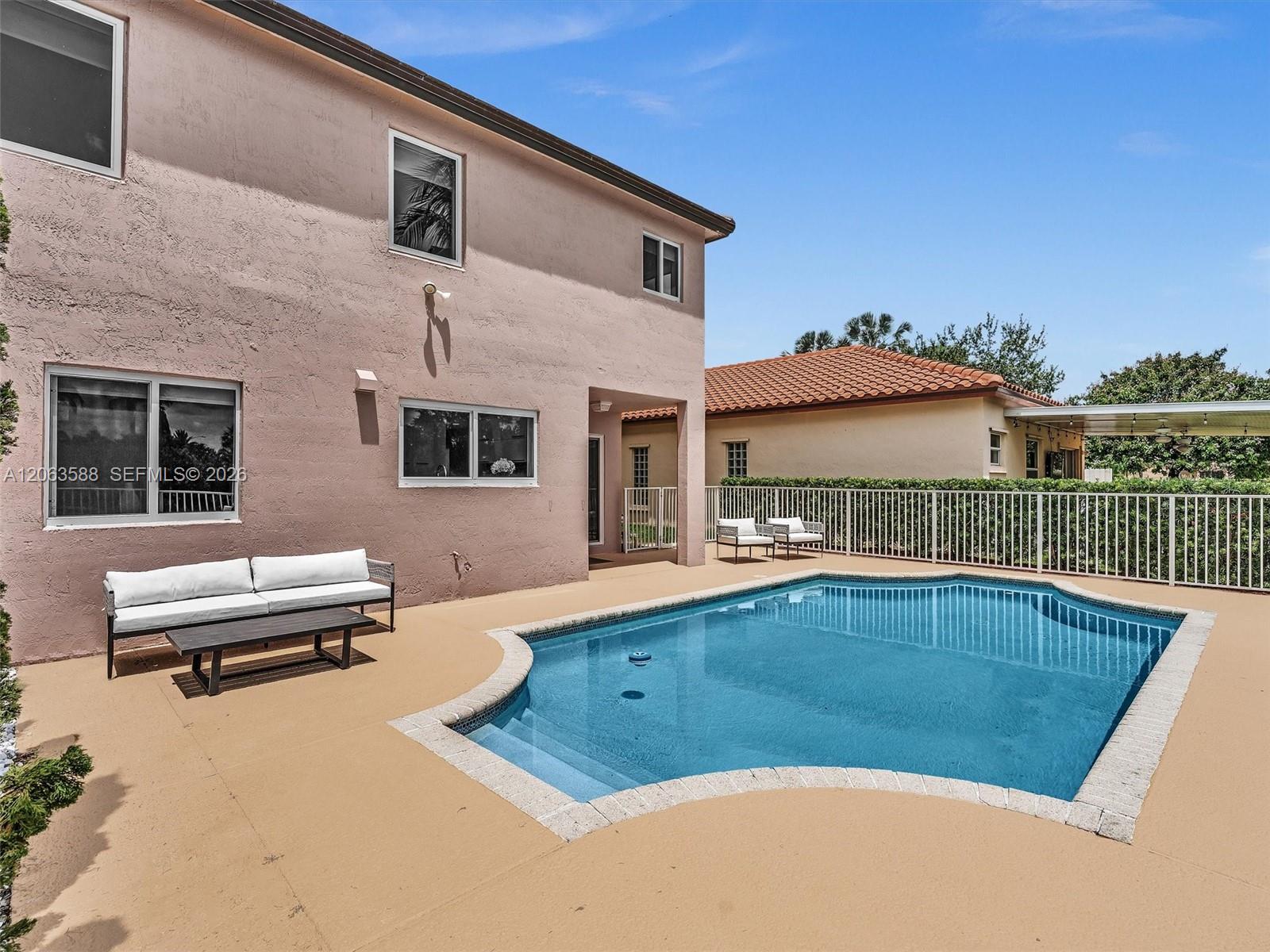 1385 NW 192nd Ter