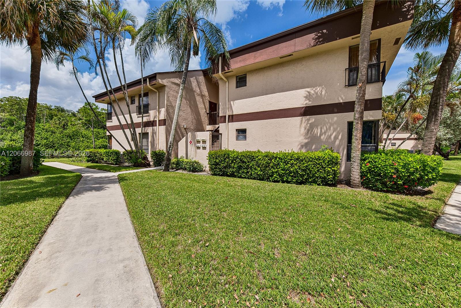 2683 N Carambola Cir N # 1767