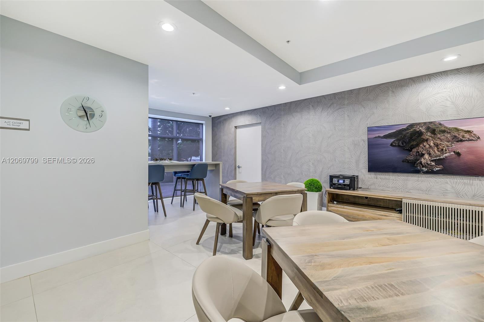 704 N Ocean Blvd # 1001