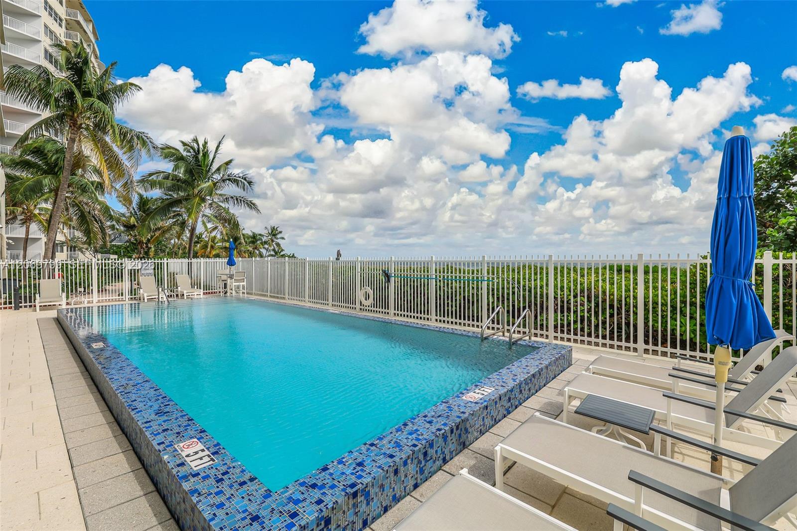 704 N Ocean Blvd # 1001