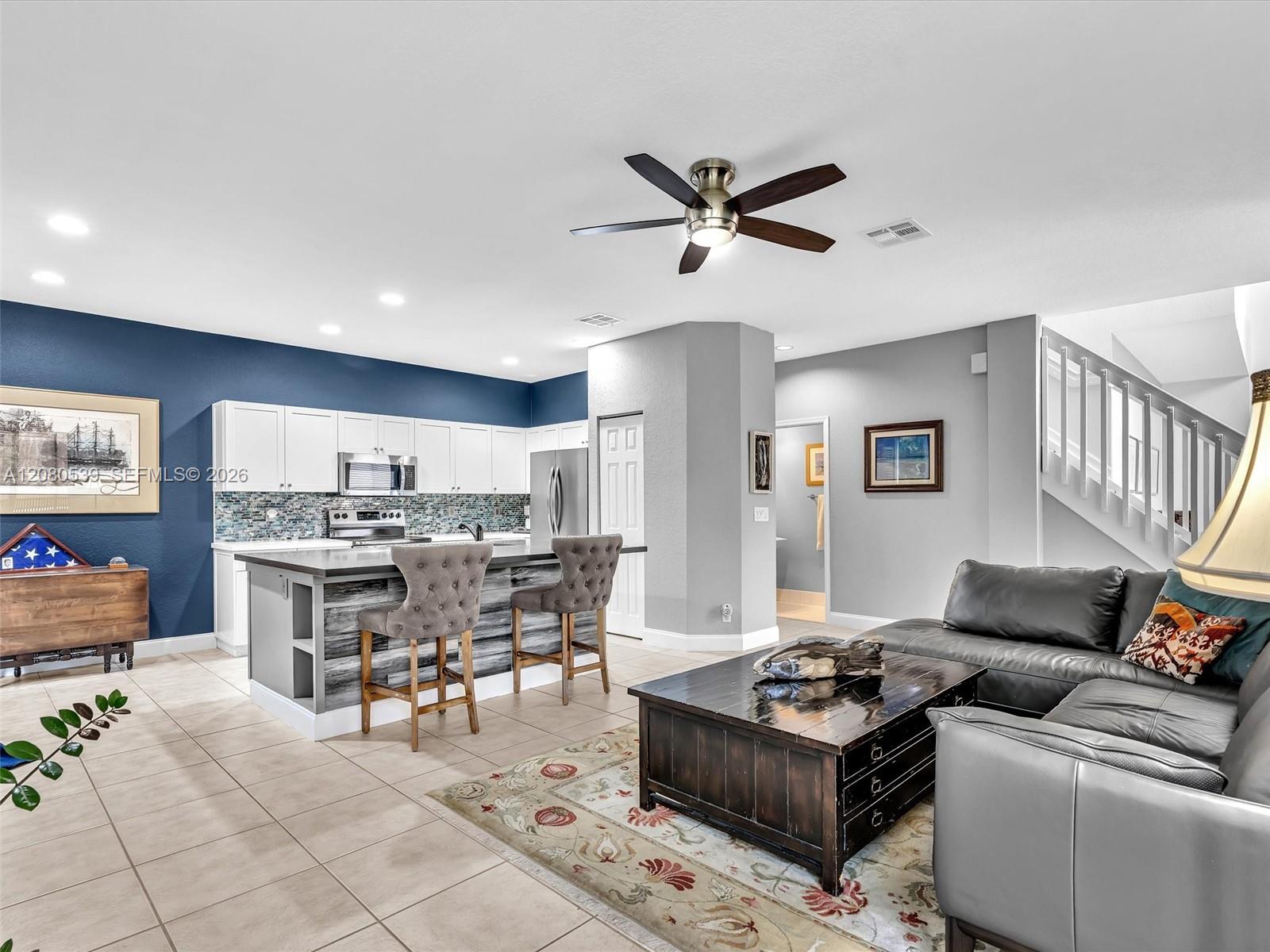 5133 Heron Pl
