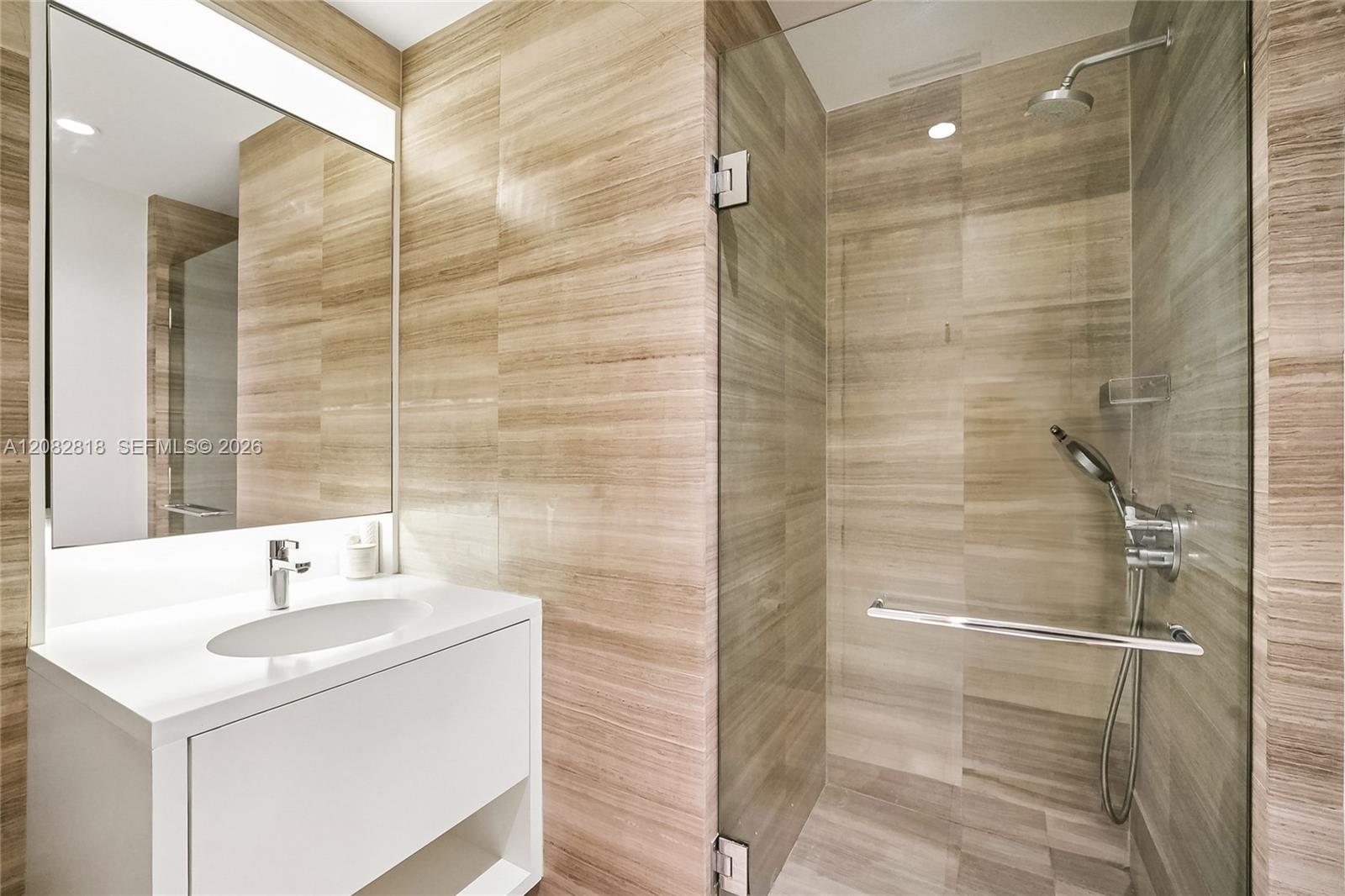 300 Collins Ave # 3A