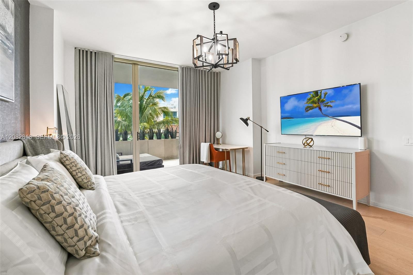 300 Collins Ave # 3A