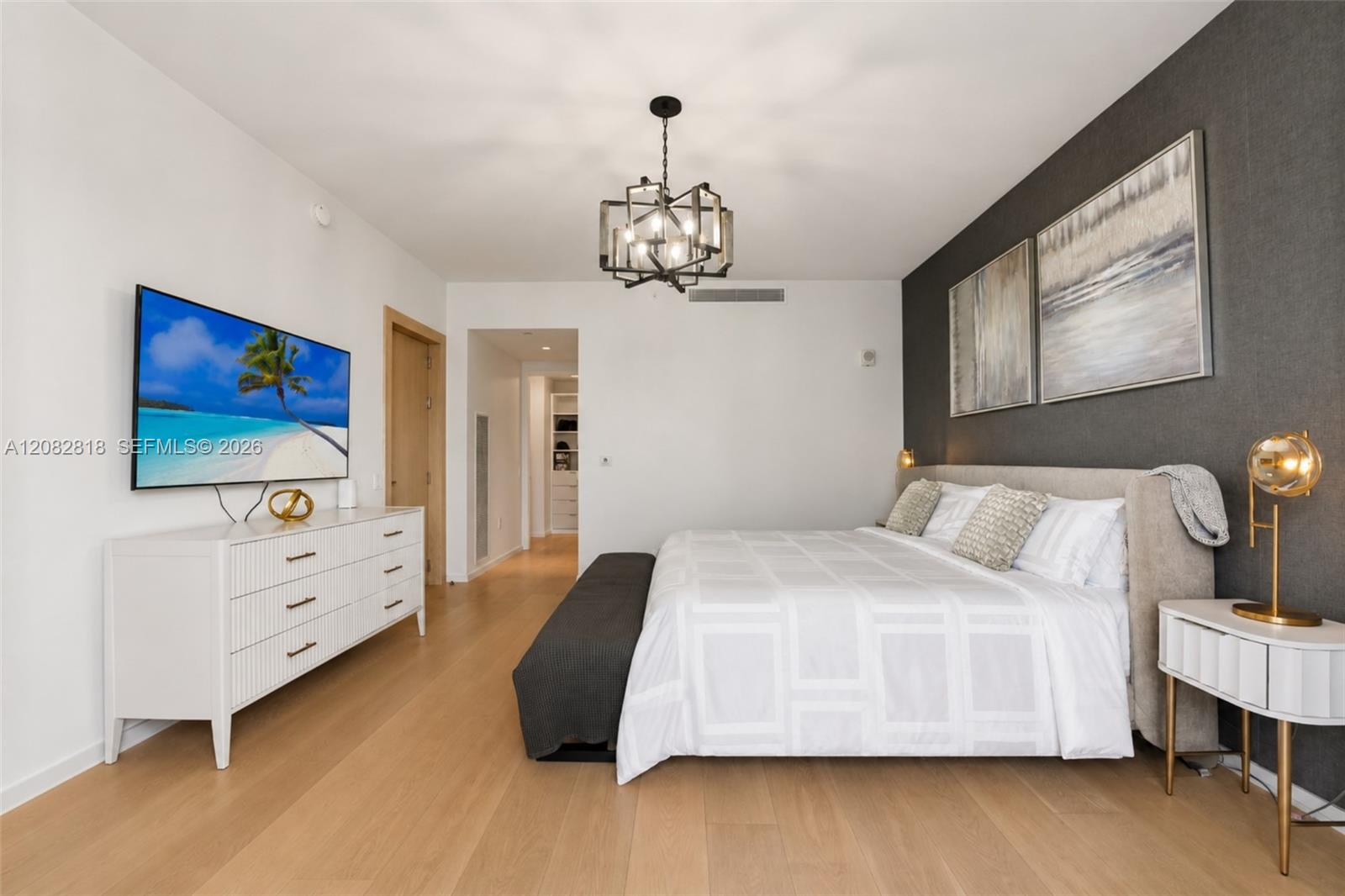 300 Collins Ave # 3A