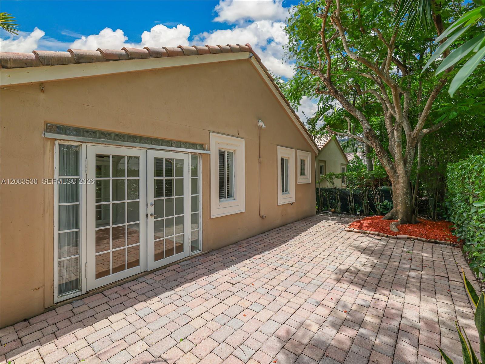 1509 Canary Island Dr