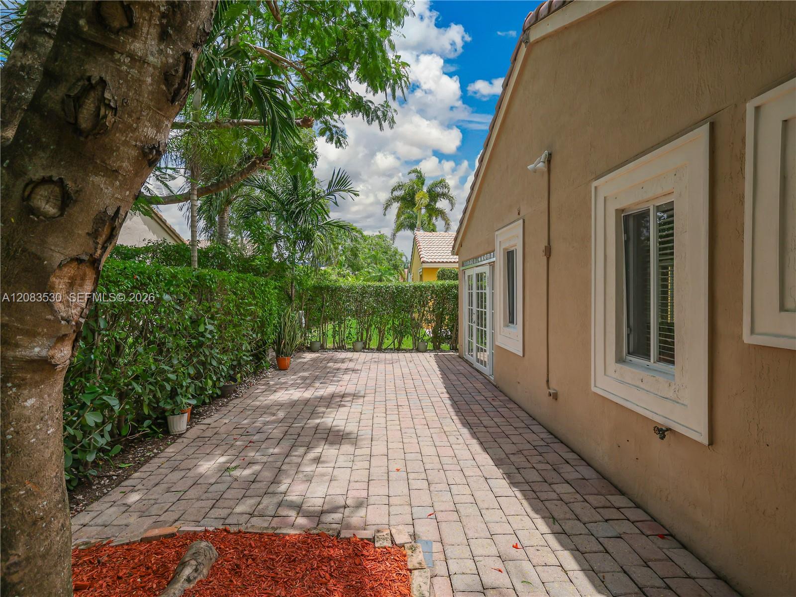 1509 Canary Island Dr