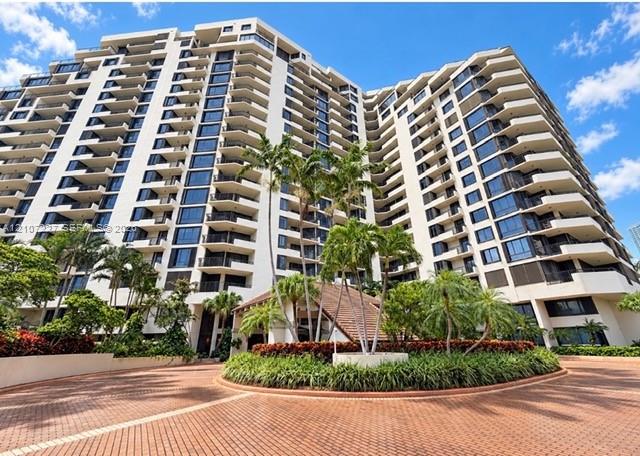 520 Brickell Key Dr # A2012