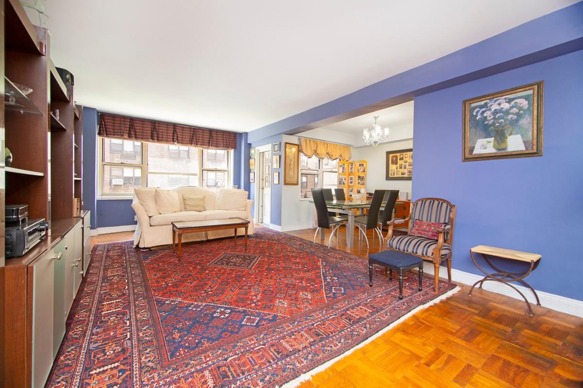 415 E 52nd Street 6-CB