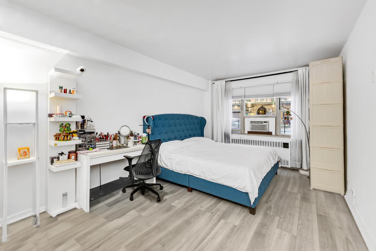 415 E 52nd Street 1-CB