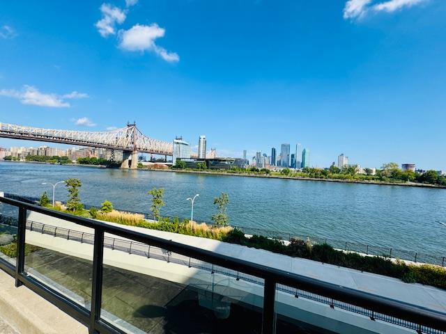 25 Sutton Place S 6-L