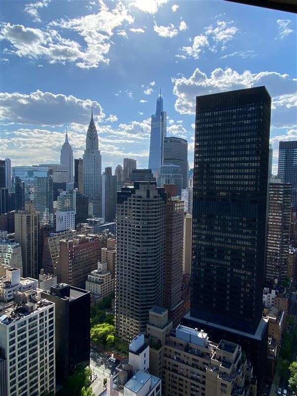 100 United Nations Plaza PH49A