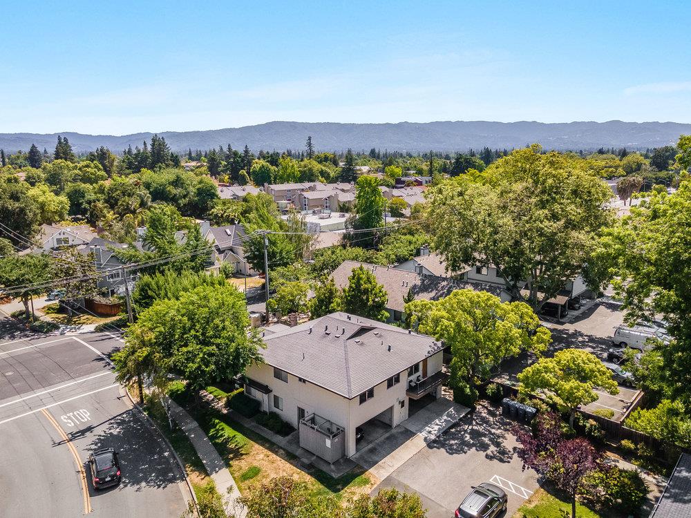 129 E Latimer AVE 4